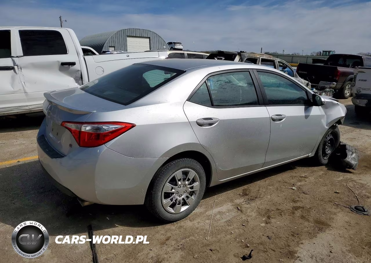 2014 Toyota Corolla S VIN:5YFBURHE4EP093913 - 3