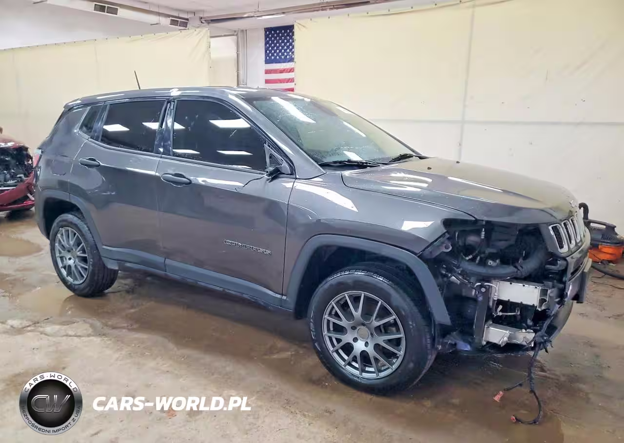 2018 Jeep Compass Sport VIN:3C4NJDAB1JT270644 - 4
