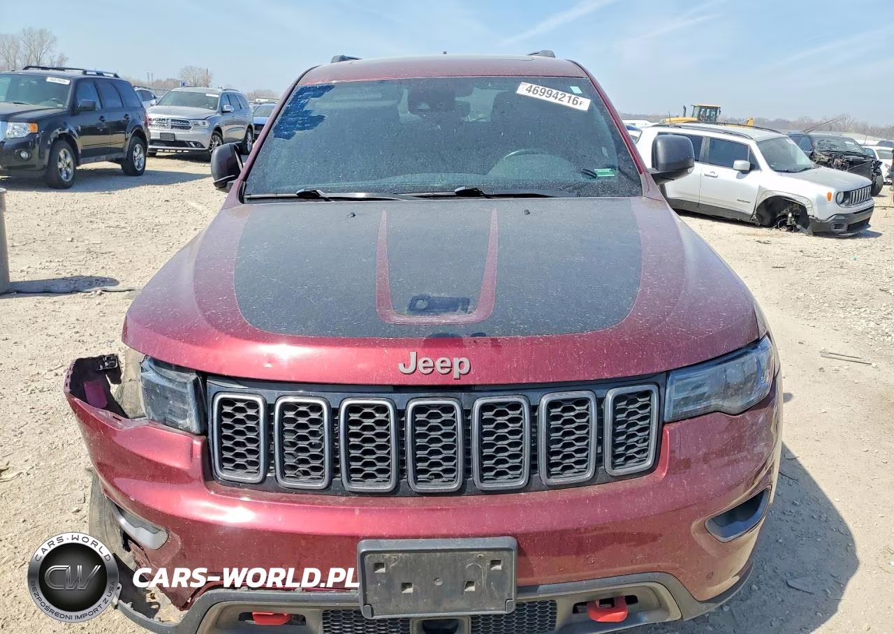 2017 Jeep Grand Cherokee Trailhawk VIN:1C4RJFLG5HC672114 - 5