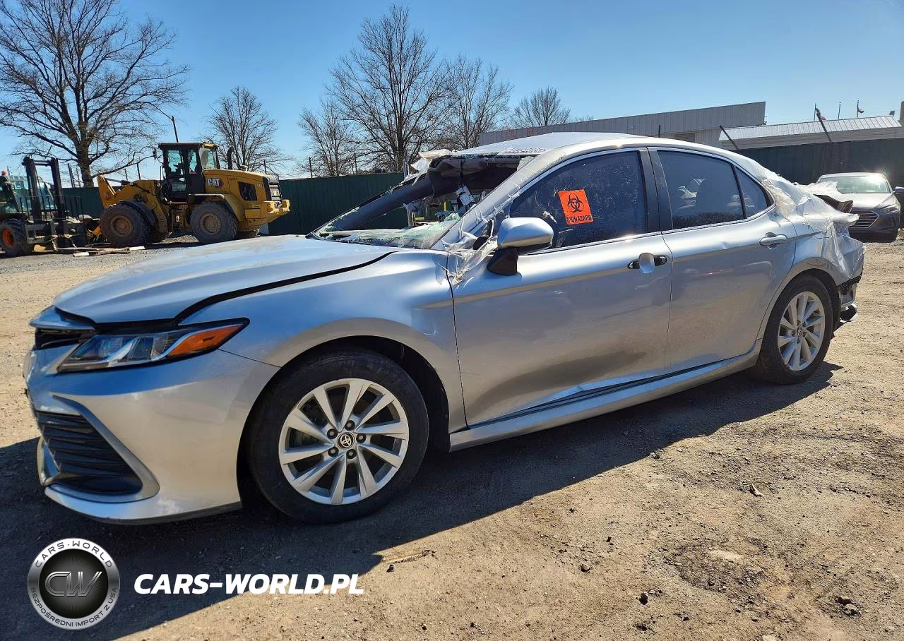 2022 Toyota Camry Le VIN:4T1C11AK8NU691581 - 1