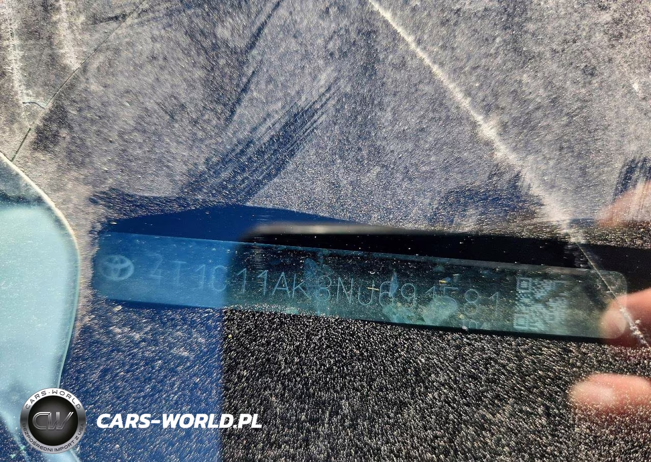 2022 Toyota Camry Le VIN:4T1C11AK8NU691581 - 12