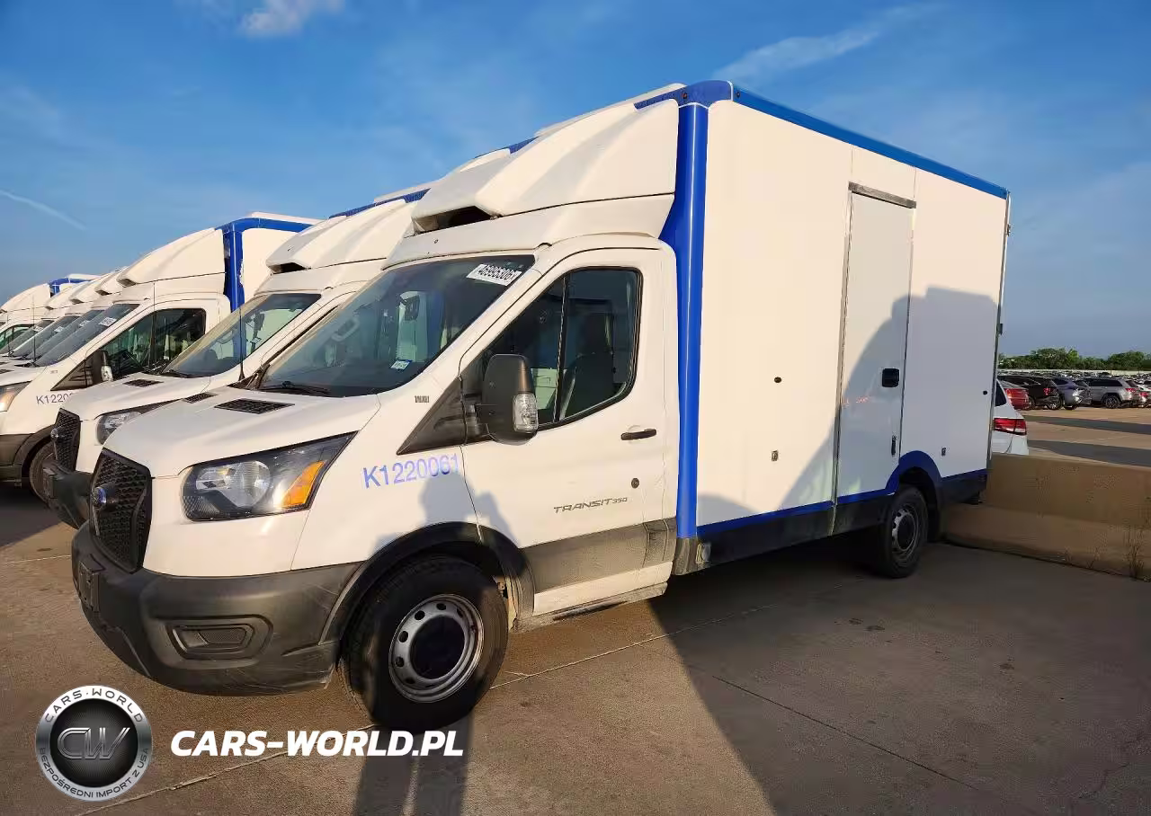 2021 Ford Transit Delivery Truck
