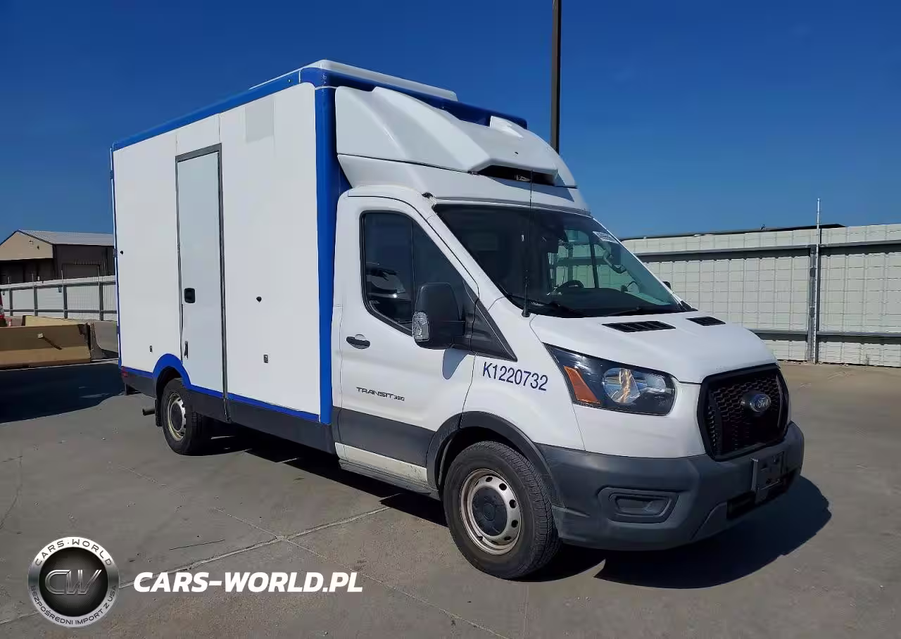 2022 Ford Transit Delivery Truck