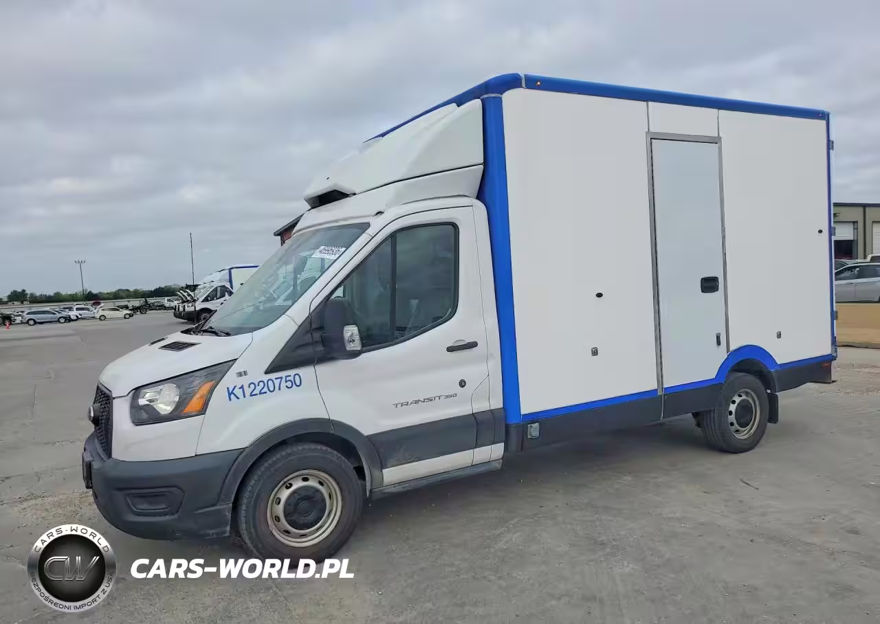 2022 Ford Transit Delivery Truck