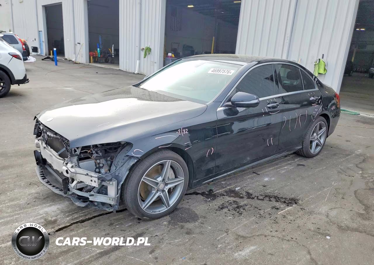 2016 Mercedes-Benz C 300 4Matic VIN:55SWF4KB9GU109520 - 1