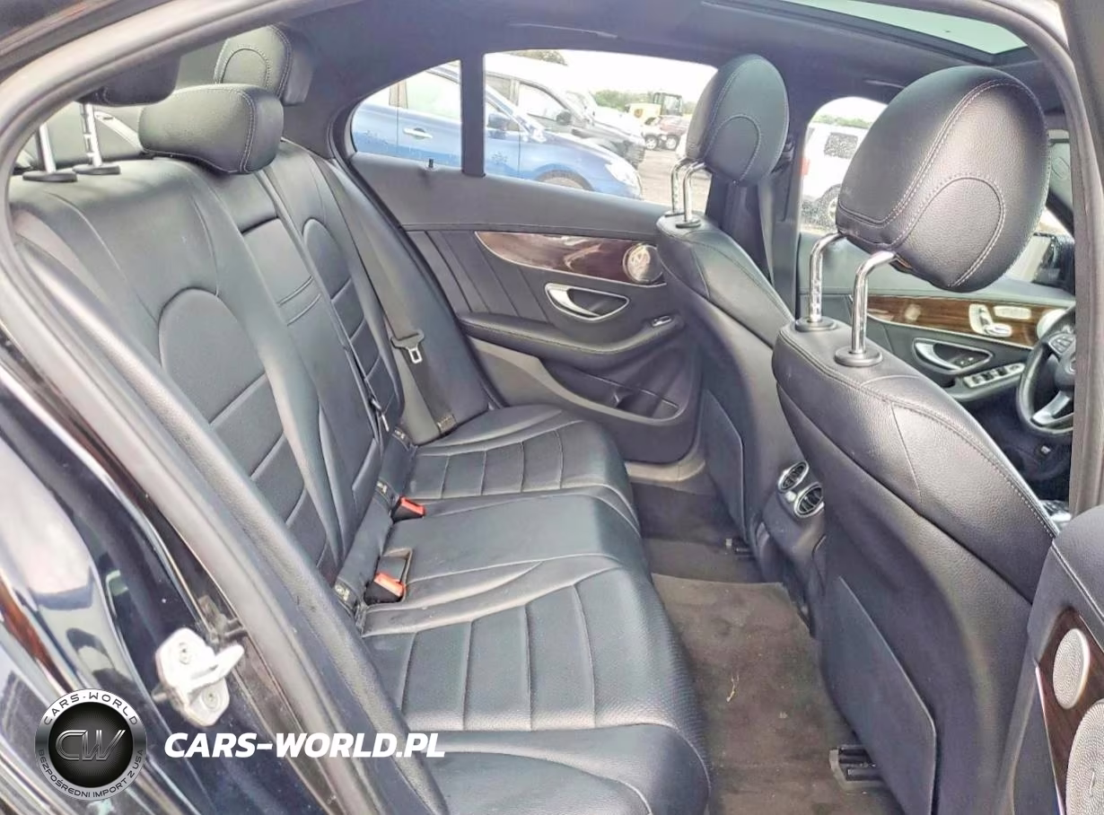 2016 Mercedes-Benz C 300 4Matic VIN:55SWF4KB9GU109520 - 10