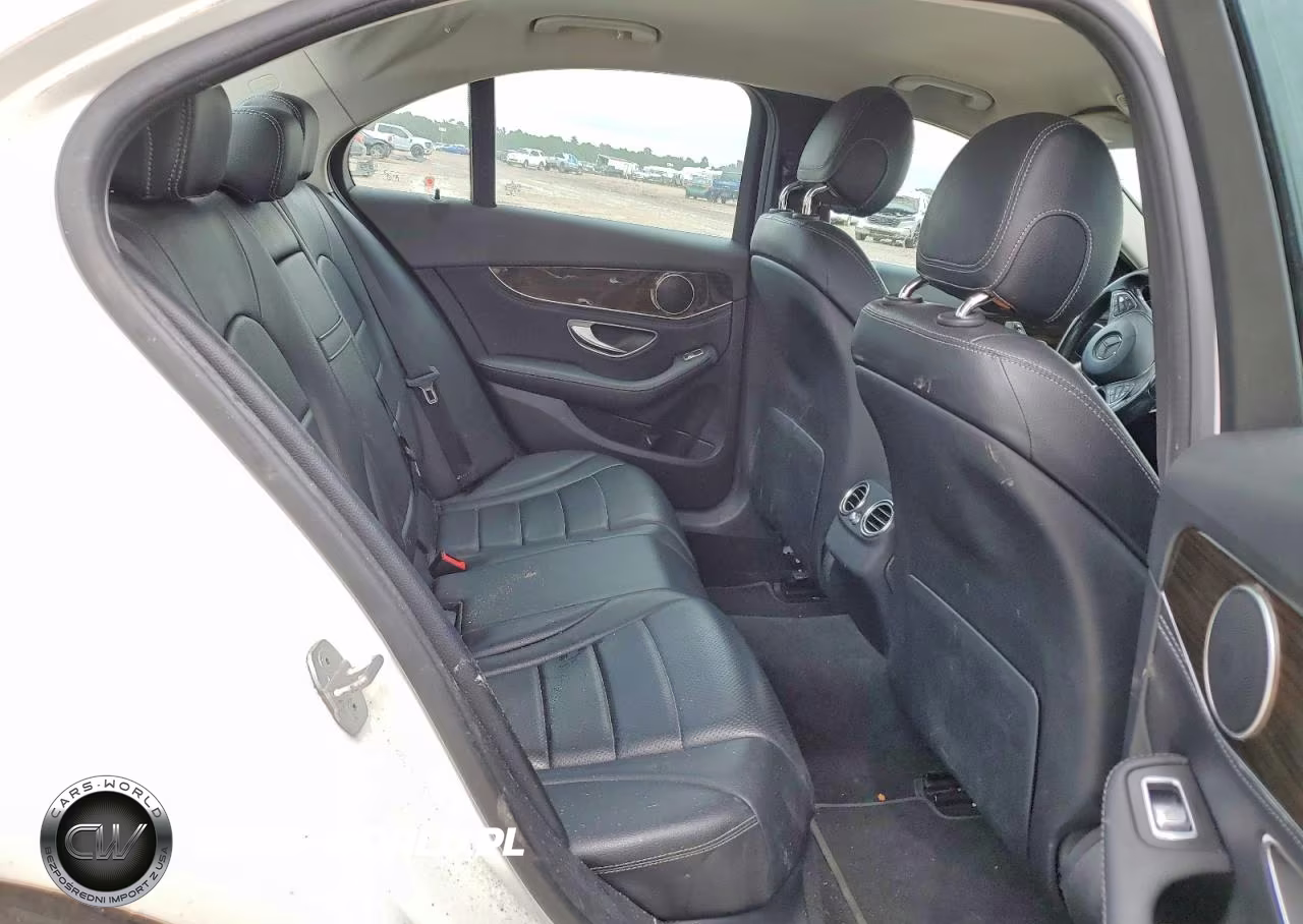 2015 Mercedes-Benz C 300 VIN:55SWF4JB2FU085688 - 10