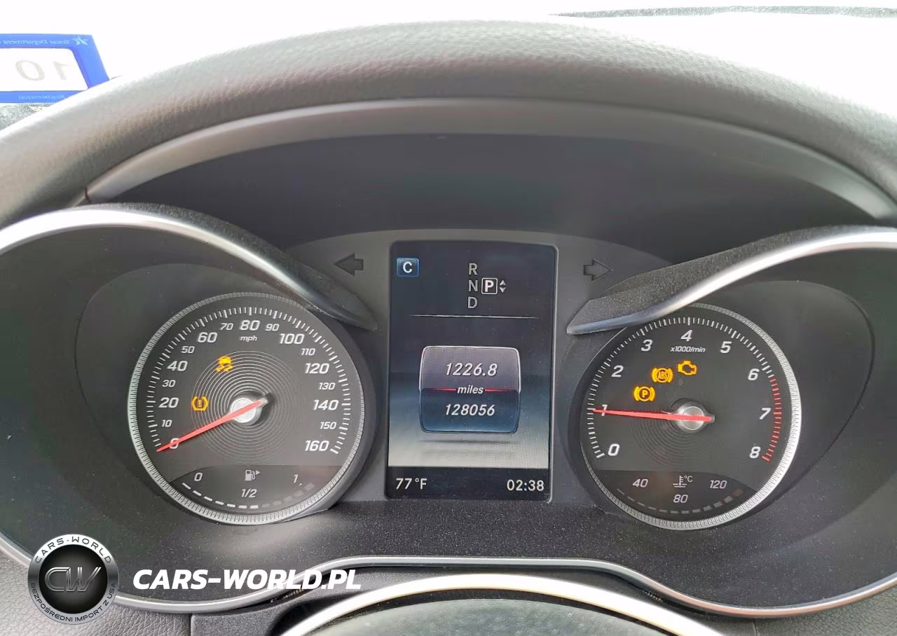 2015 Mercedes-Benz C 300 VIN:55SWF4JB2FU085688 - 9