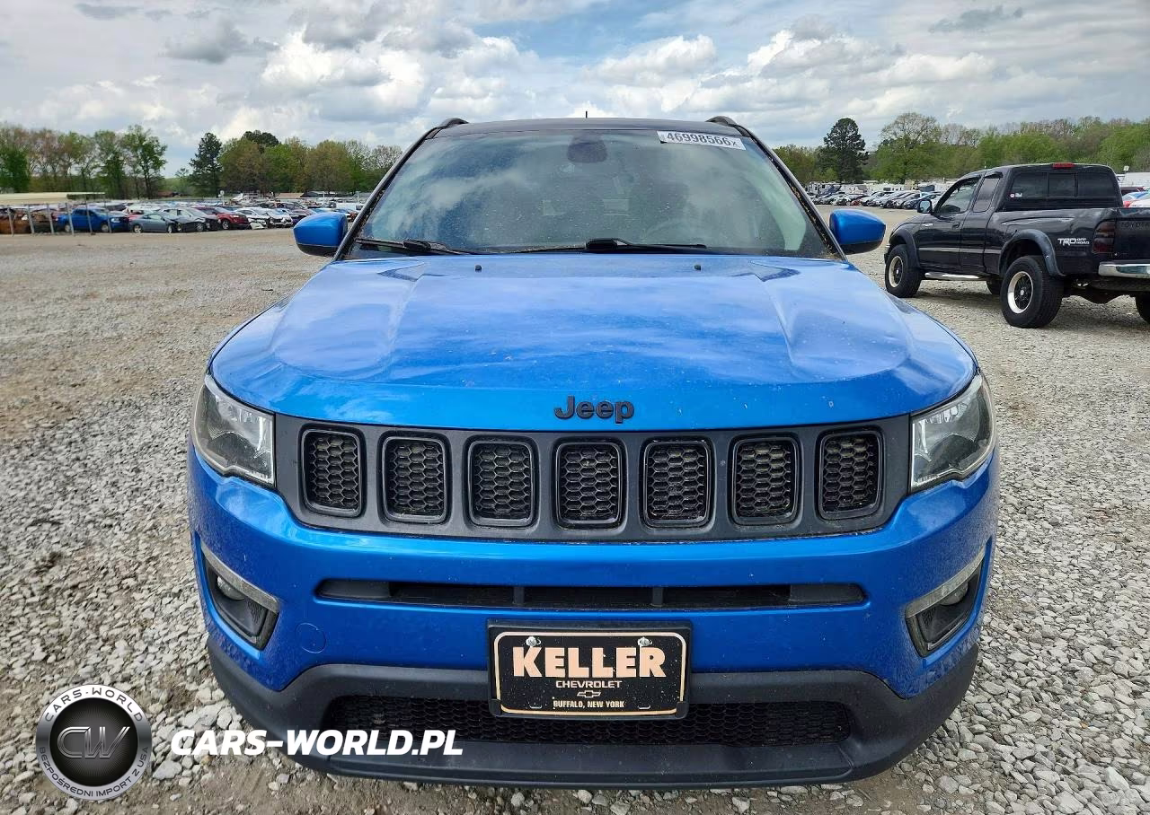 2019 Jeep 4X4Limited VIN:3C4NJDBB0KT689455 - 5