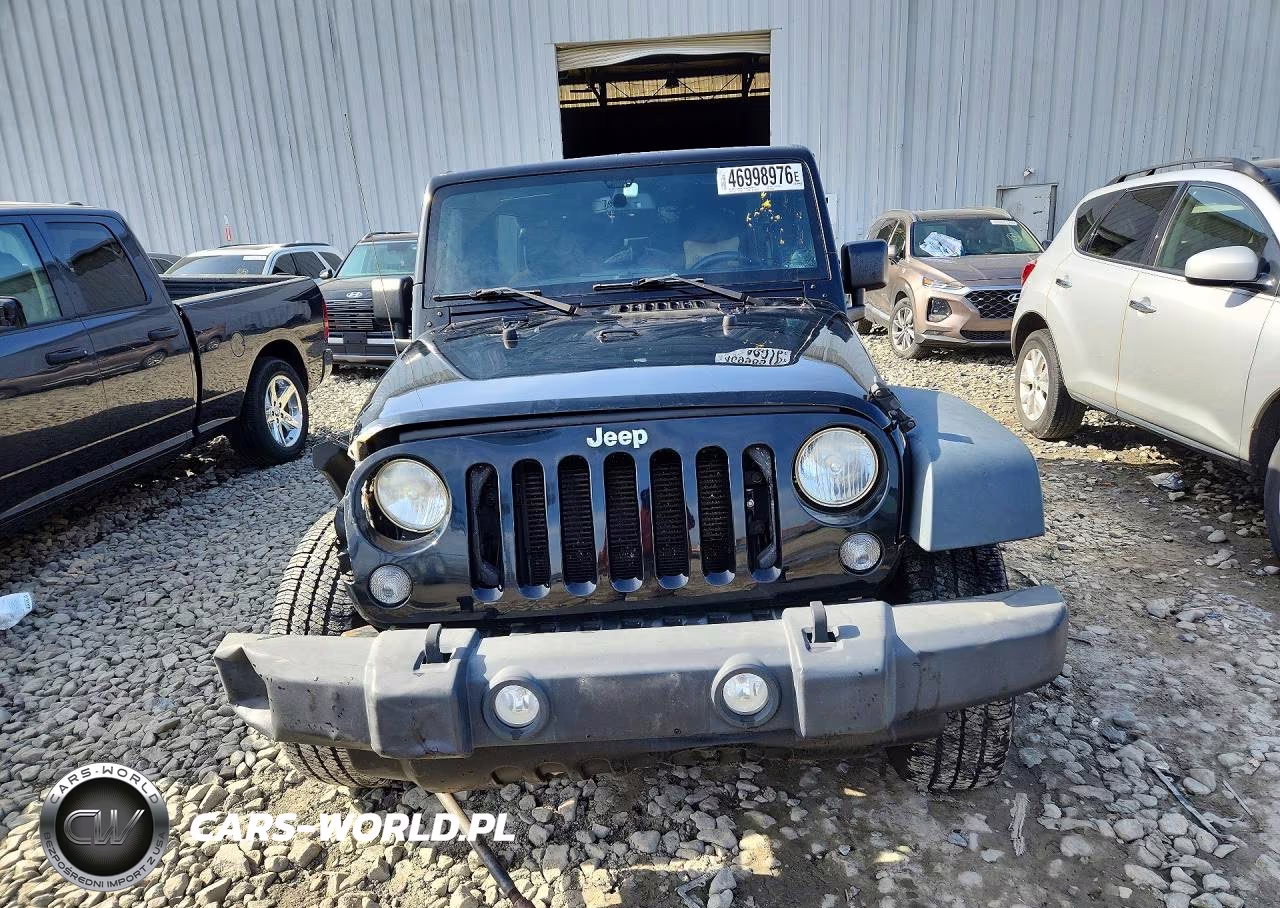 2014 Jeep Wrangler Unlimited Sport VIN:1C4BJWDG4EL270208 - 5