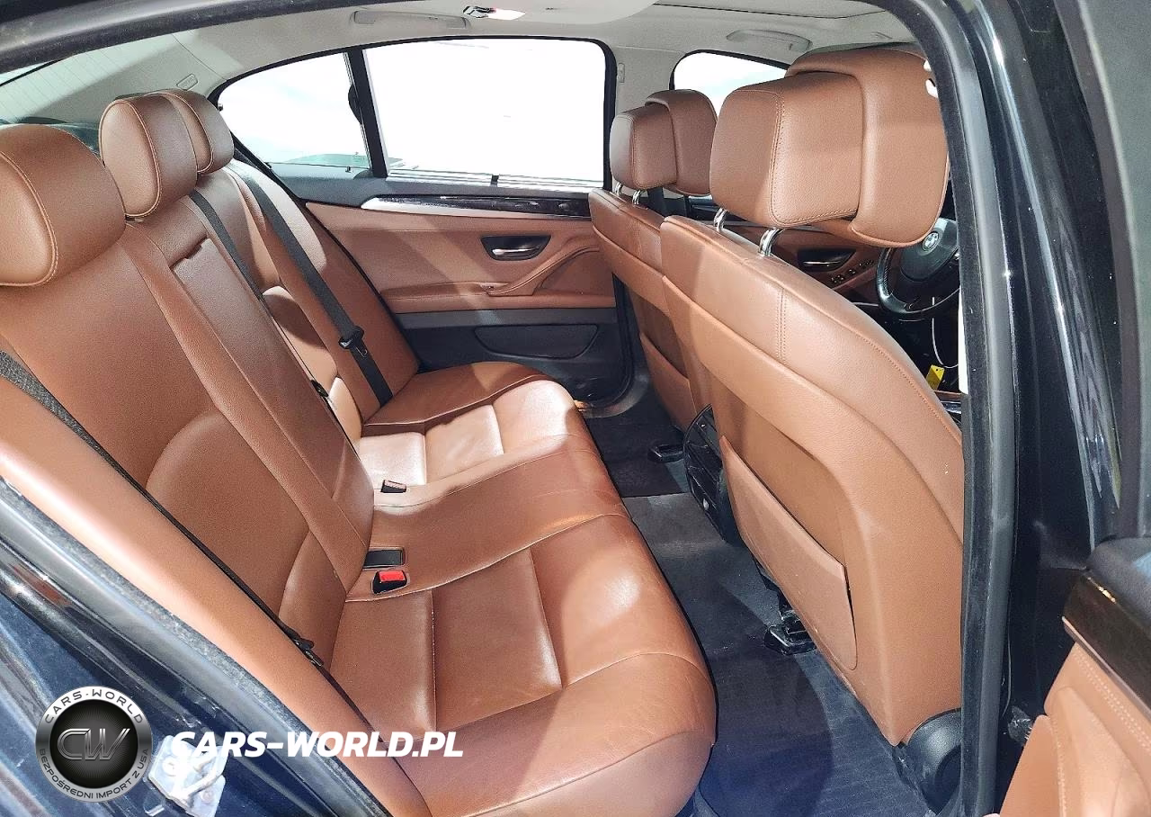 2011 BMW 5 Series VIN:WBAFU7C58BC876733 - 10