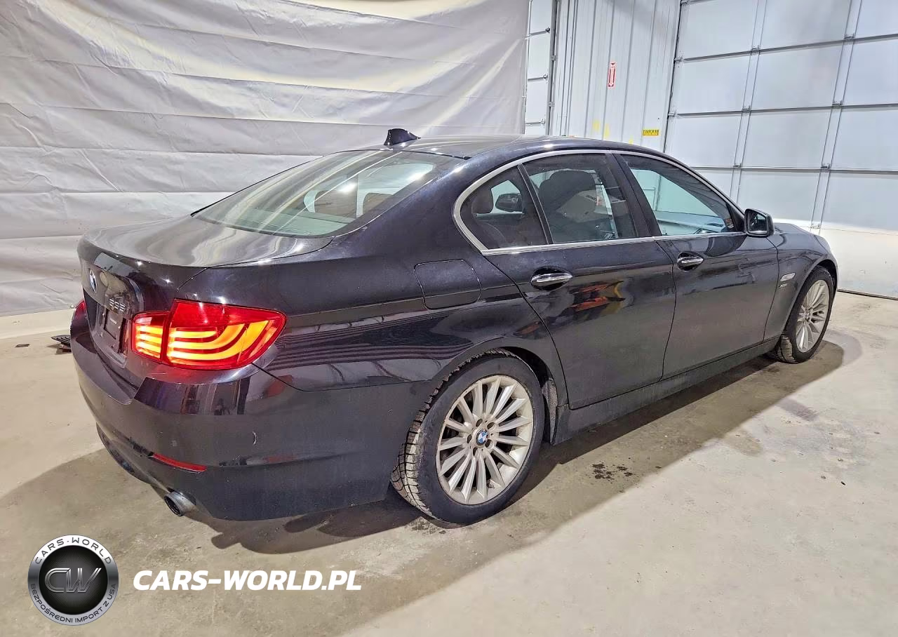 2011 BMW 5 Series VIN:WBAFU7C58BC876733 - 3