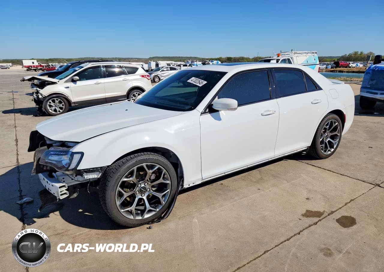 2018 Chrysler 300 S