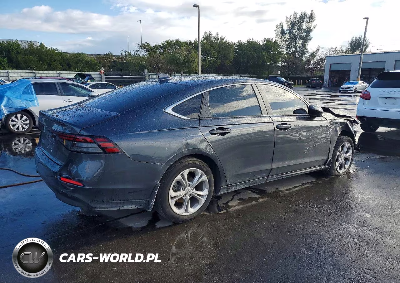 2025 Honda Accord Lx VIN:1HGCY1F2XSA040220 - 3