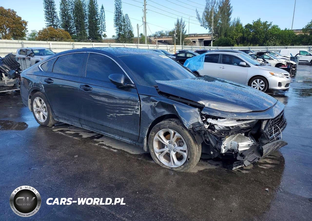 2025 Honda Accord Lx VIN:1HGCY1F2XSA040220 - 4
