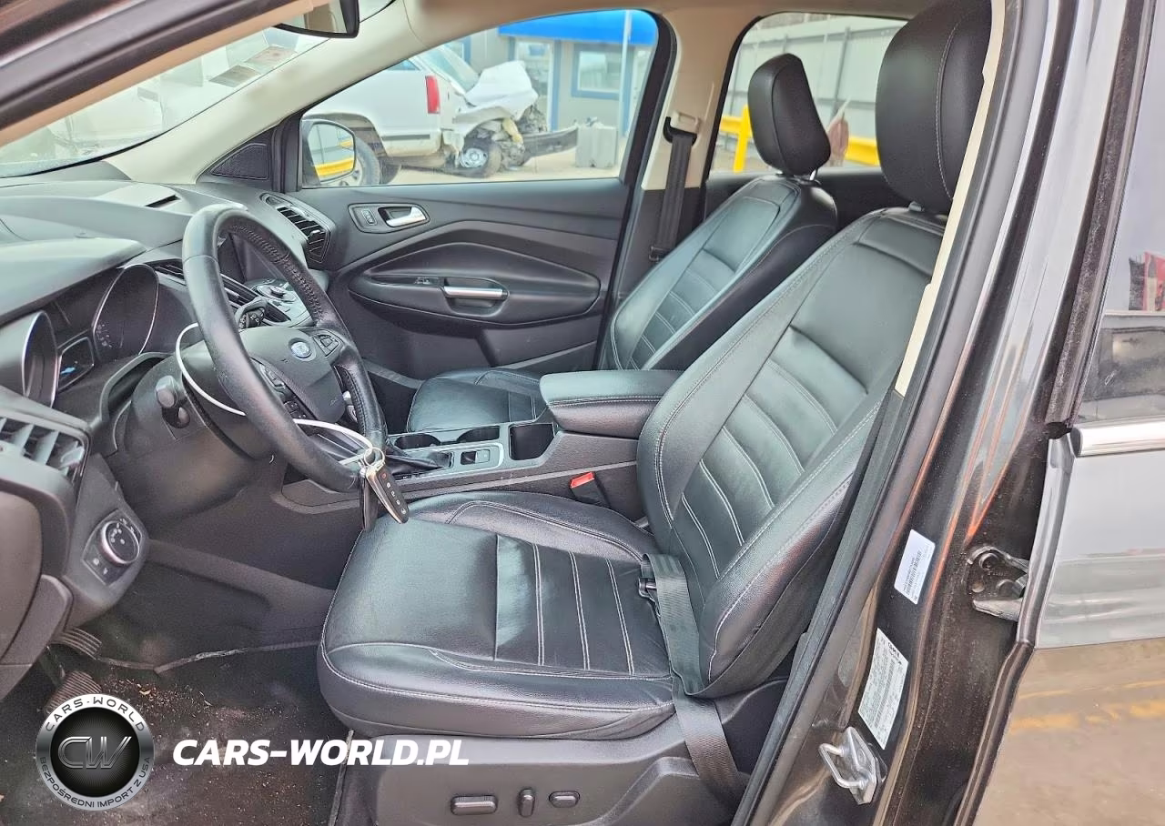 2018 Ford Escape Titanium VIN:1FMCU0J99JUB16785 - 7