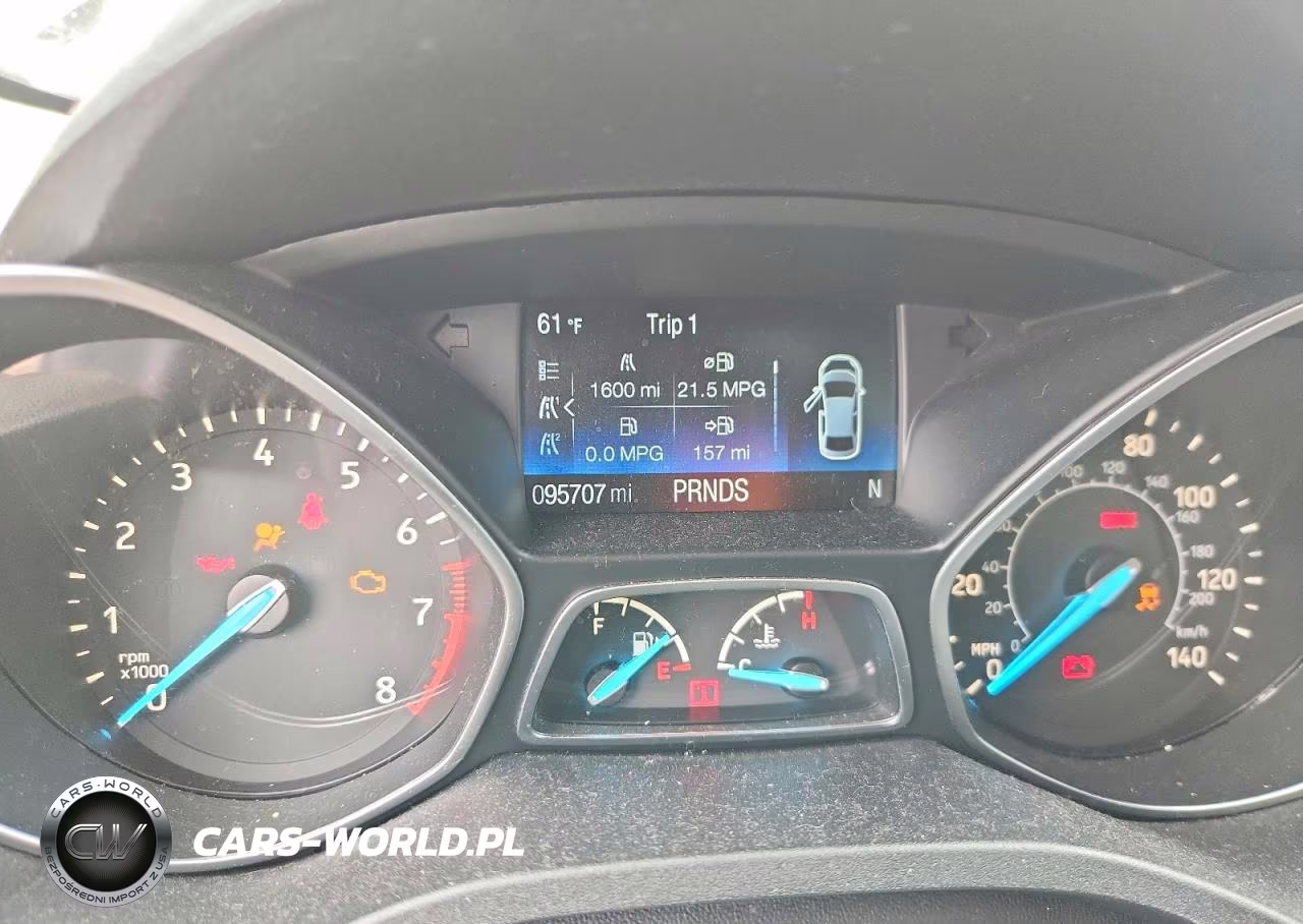 2018 Ford Escape Titanium VIN:1FMCU0J99JUB16785 - 9