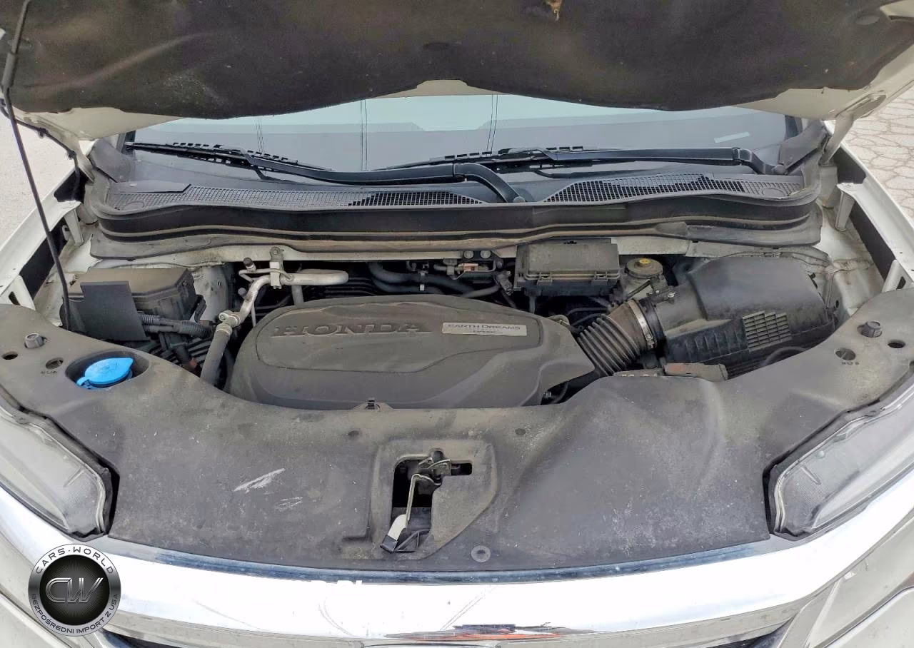 2019 Honda Pilot Touring VIN:5FNYF6H66KB059071 - 12