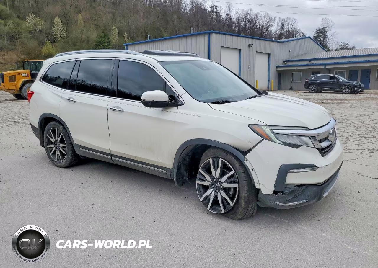 2019 Honda Pilot Touring VIN:5FNYF6H66KB059071 - 4