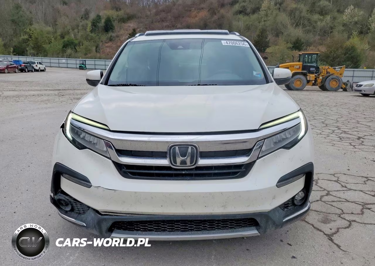 2019 Honda Pilot Touring VIN:5FNYF6H66KB059071 - 5
