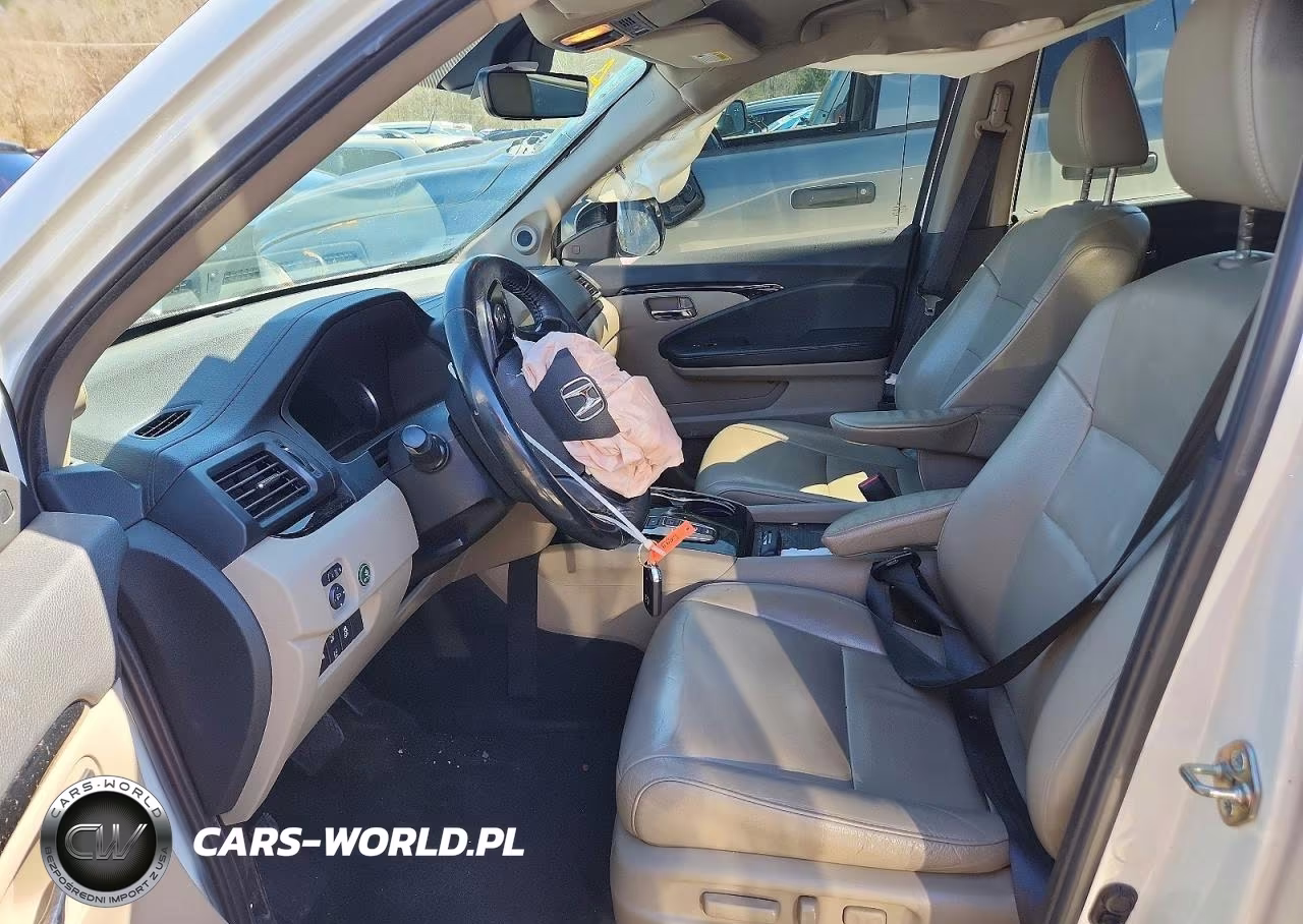 2019 Honda Pilot Touring VIN:5FNYF6H66KB059071 - 7