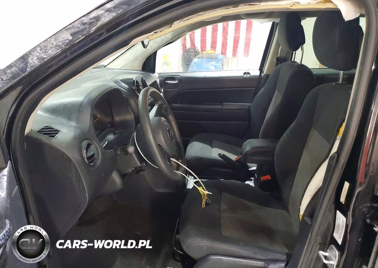 2014 Jeep Compass Sport VIN:1C4NJDBB9ED828430 - 7