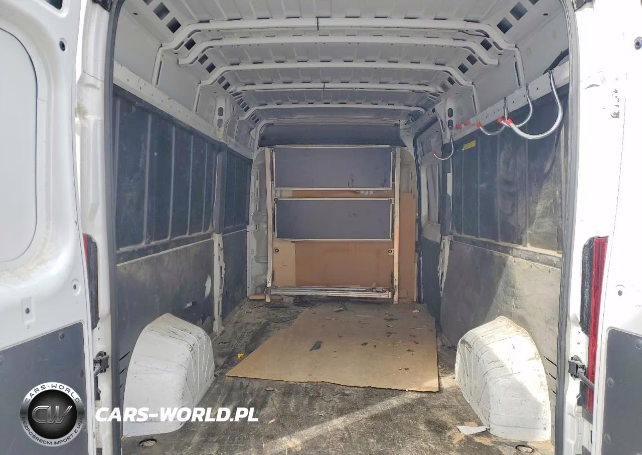 2018 Ram Promaster 2500 Delivery Van VIN:3C6TRVDG9JE131953 - 10