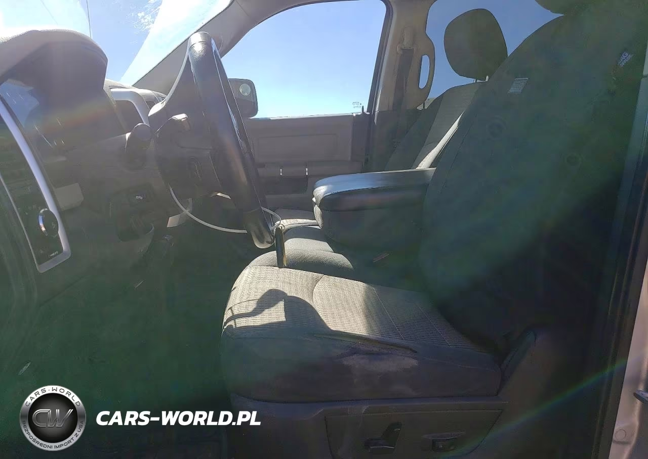 2010 Dodge Ram 1500 VIN:1D7RV1CT3AS104014 - 7