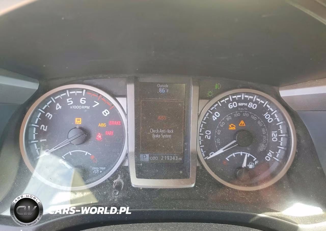 2017 Toyota Tacoma Double Cab VIN:3TMDZ5BN1HM021915 - 9