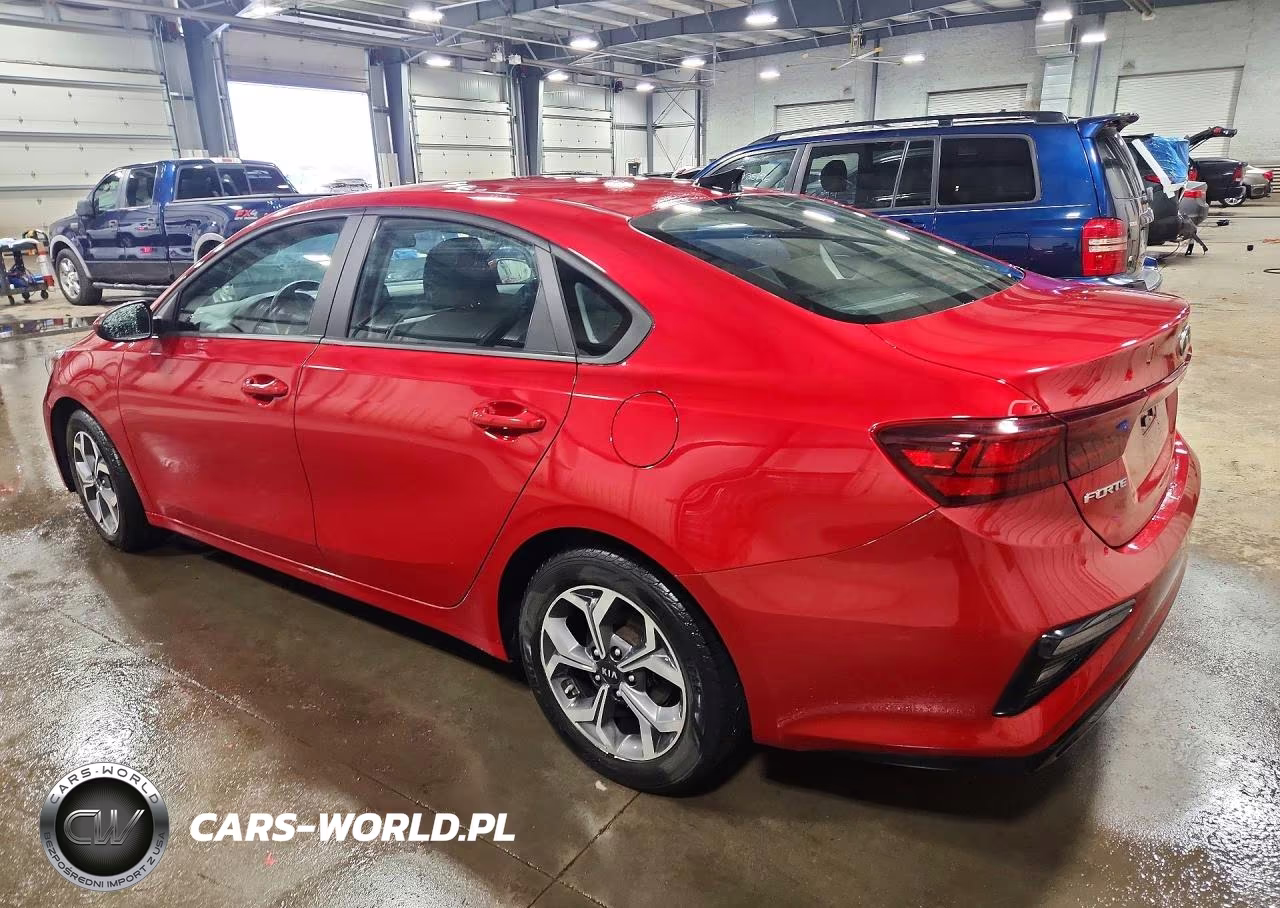 2021 Kia Forte Lxs VIN:3KPF24AD8ME370221 - 2