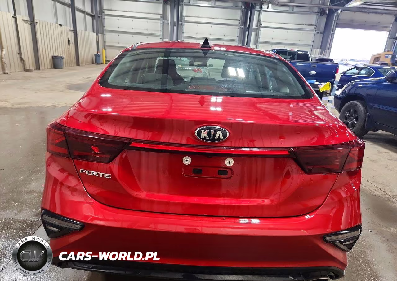 2021 Kia Forte Lxs VIN:3KPF24AD8ME370221 - 6
