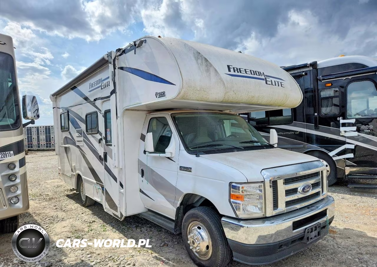 2021 Ford Econoline E350 Super Duty Cutaway Van