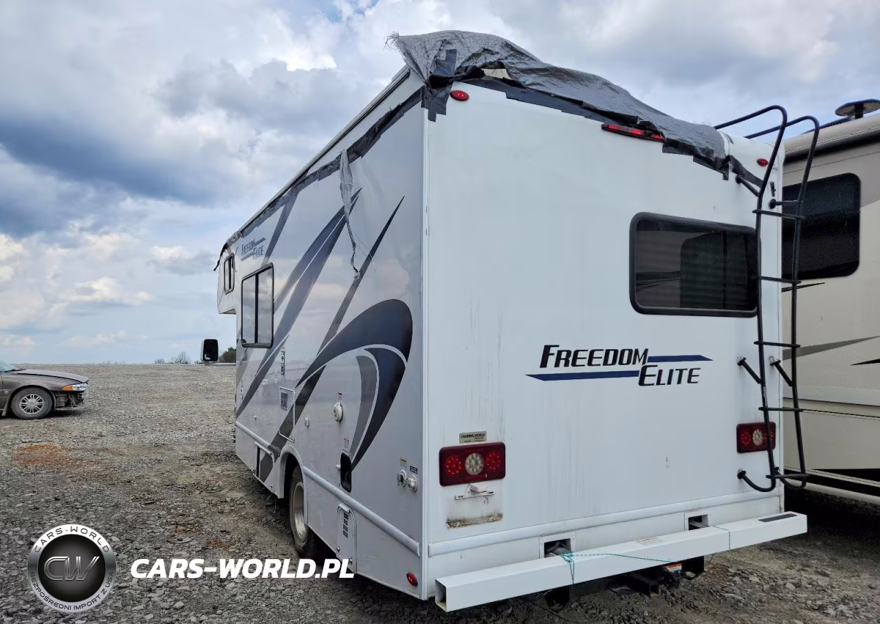 2021 Ford Econoline E350 Super Duty Cutaway Van VIN:1FDWE3FN6MDC24433 - 3