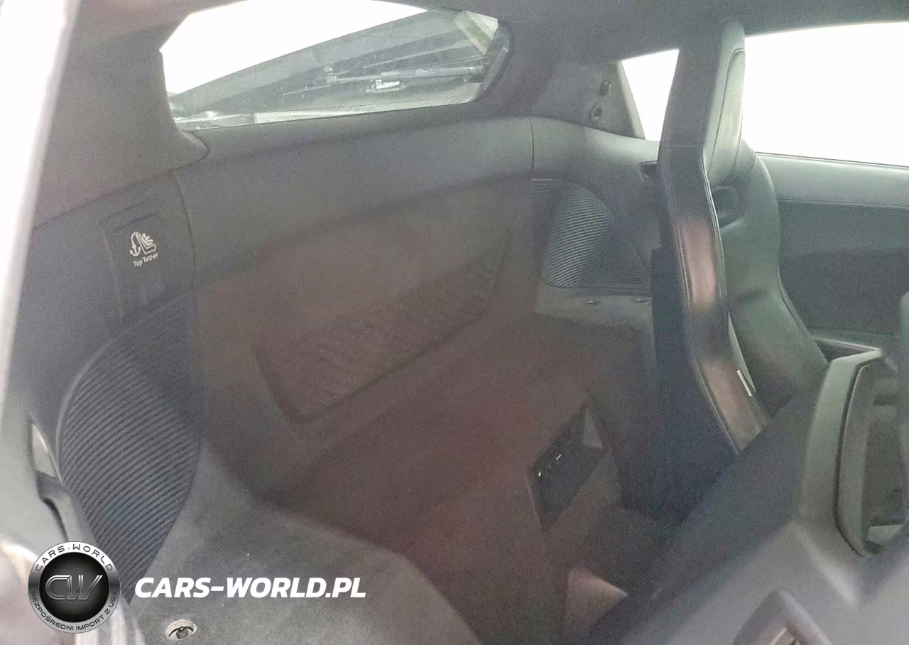 2021 Audi R8 VIN:WUAKBAFX5M7901359 - 10