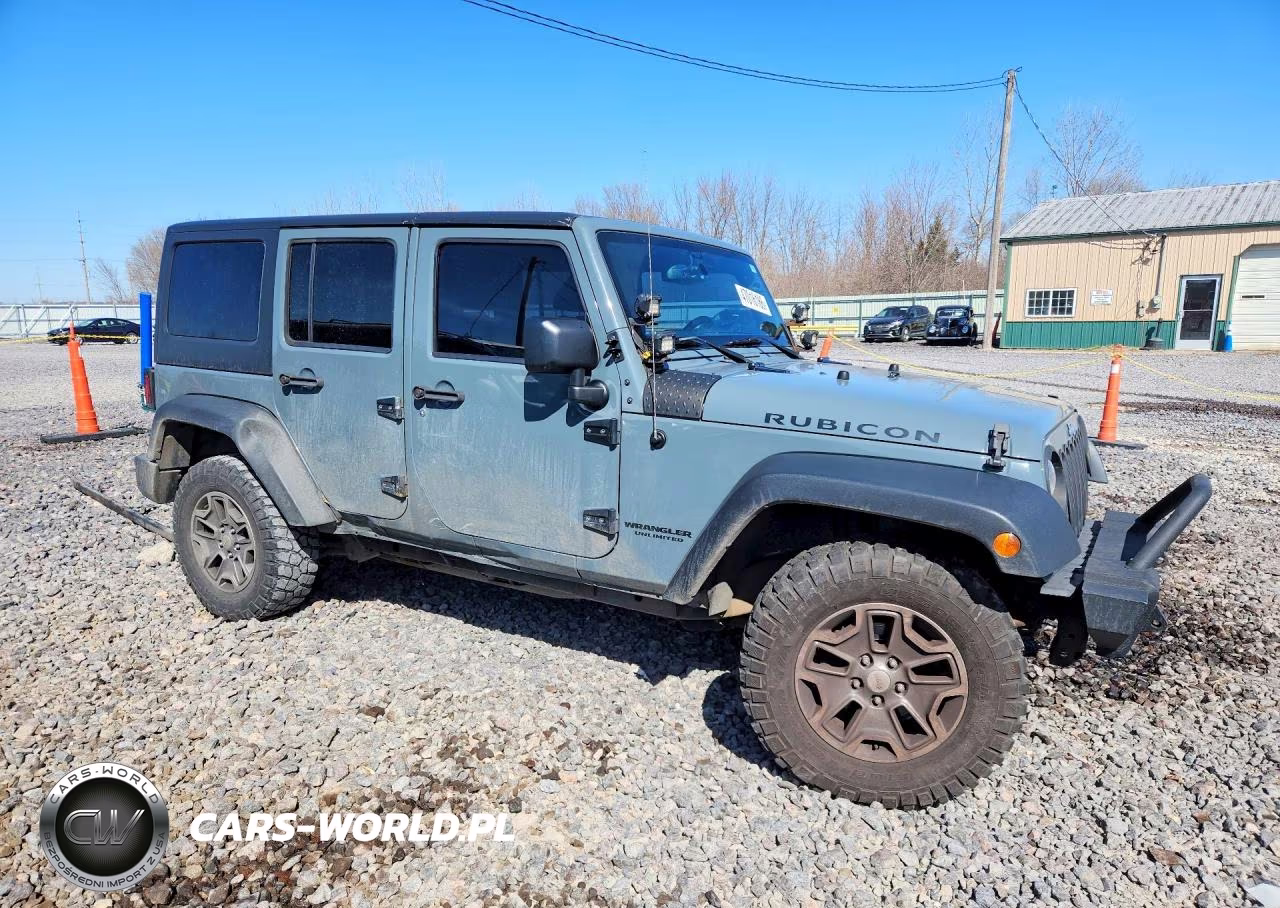 2015 Jeep Wrangler Unlimited Rubicon VIN:1C4BJWFG1FL595784 - 4
