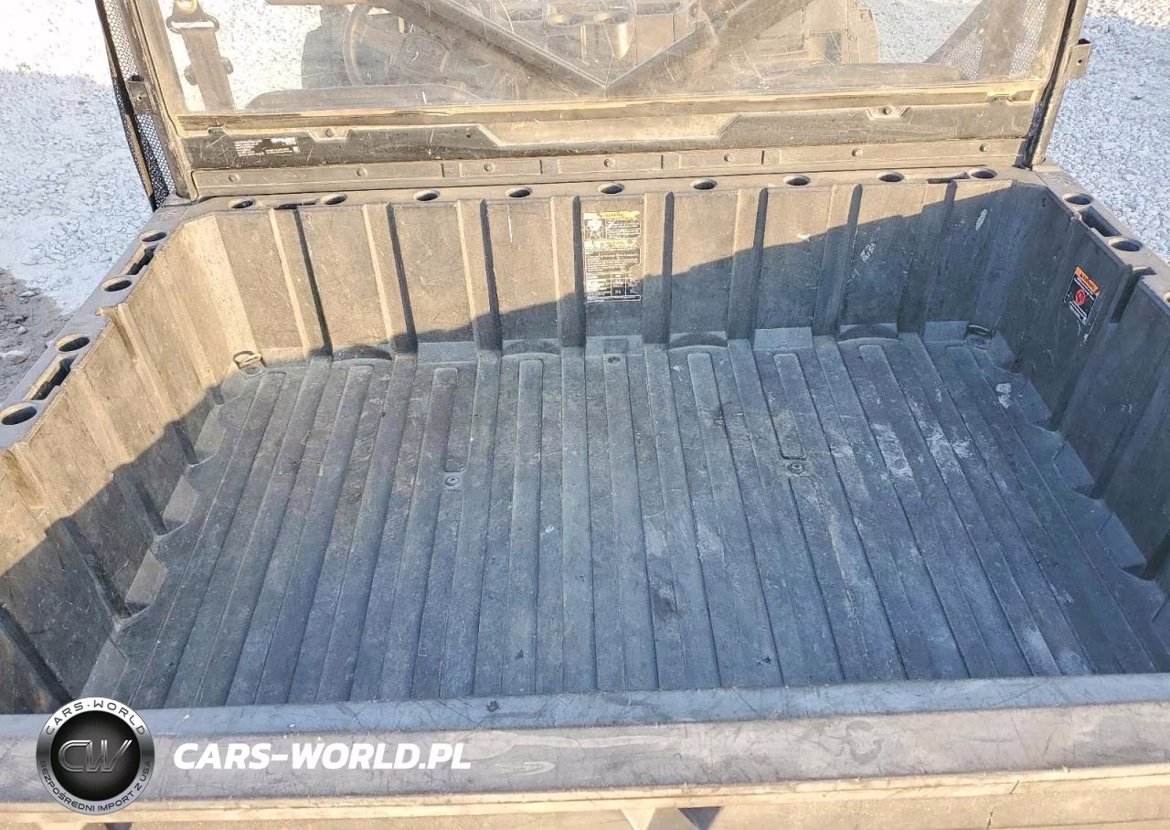 2021 Polaris Ranger Utility Vehicle VIN:4XATAE996M8393414 - 6