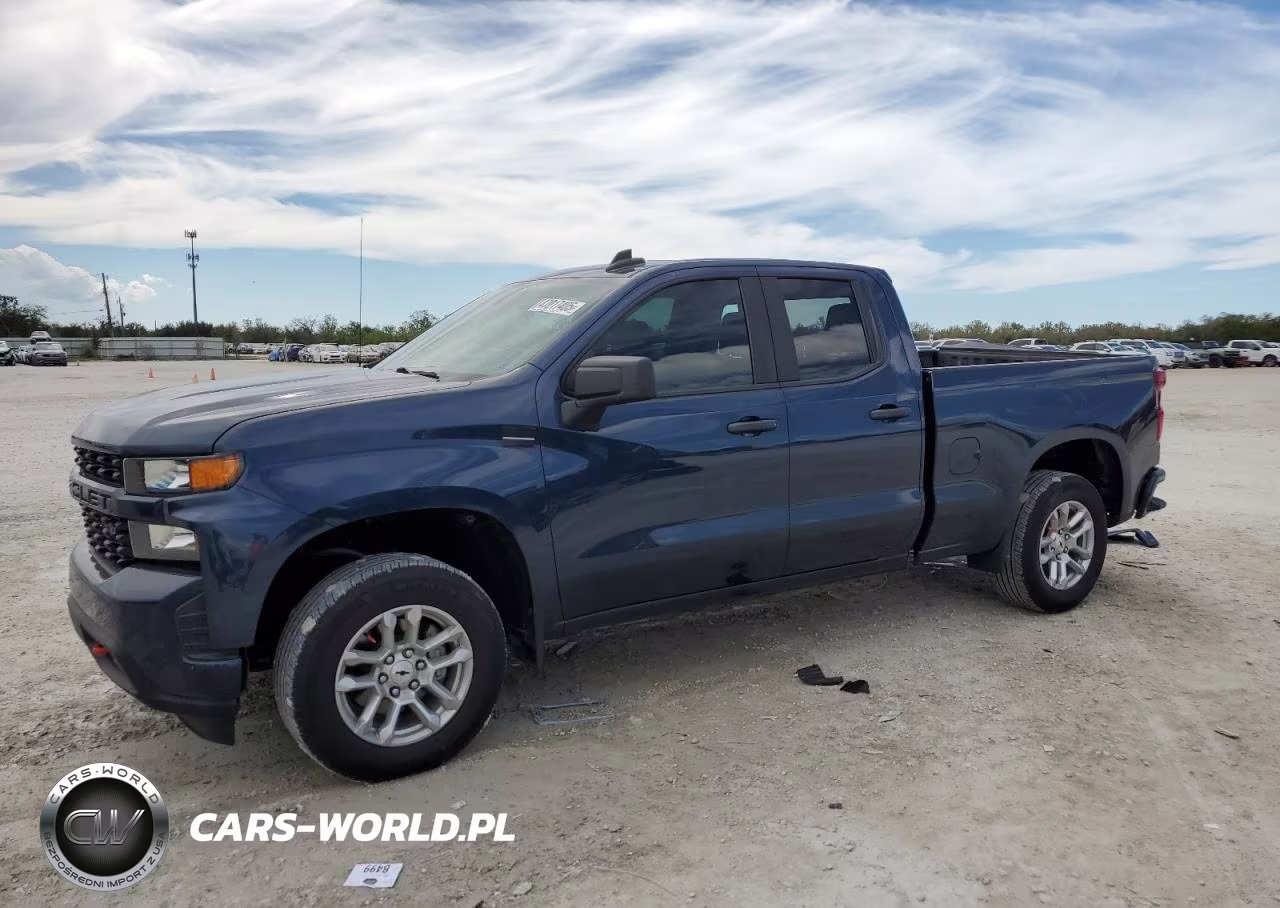 2020 Chevrolet Silverado C1500 Custom