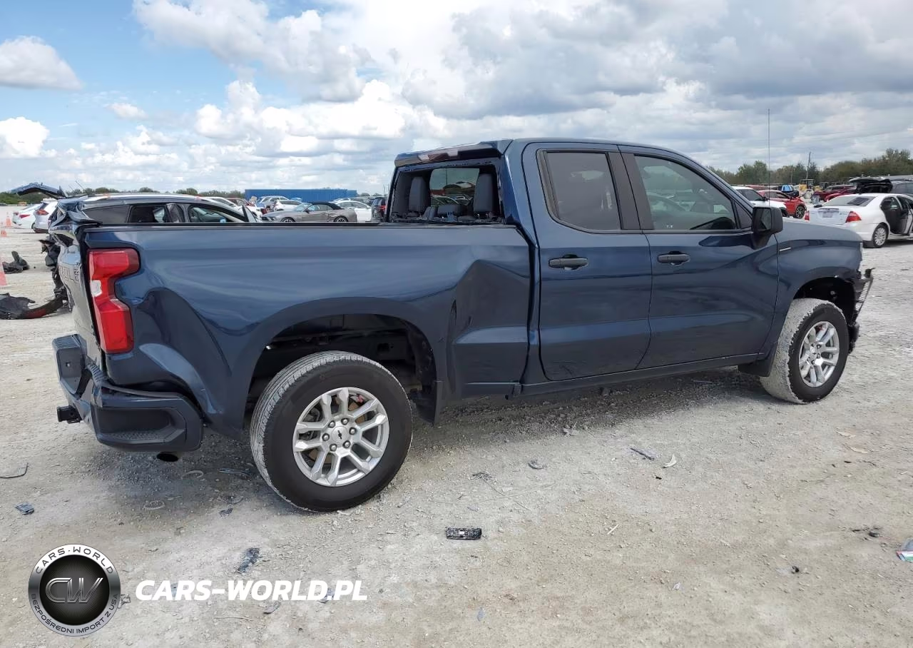 2020 Chevrolet Silverado C1500 Custom VIN:1GCRWBEK4LZ367009 - 3