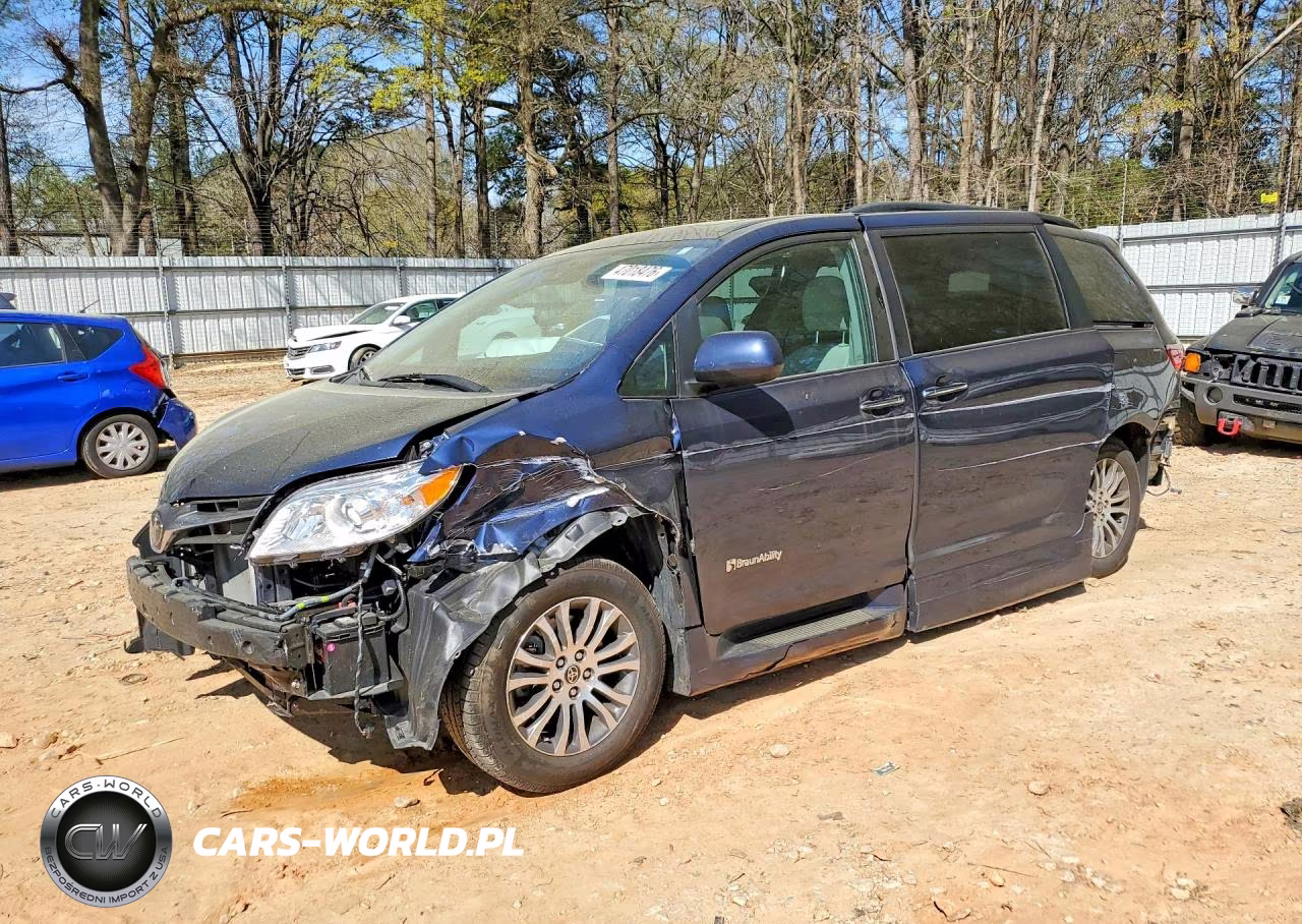 2020 Toyota Sienna Xle 8-Passenger