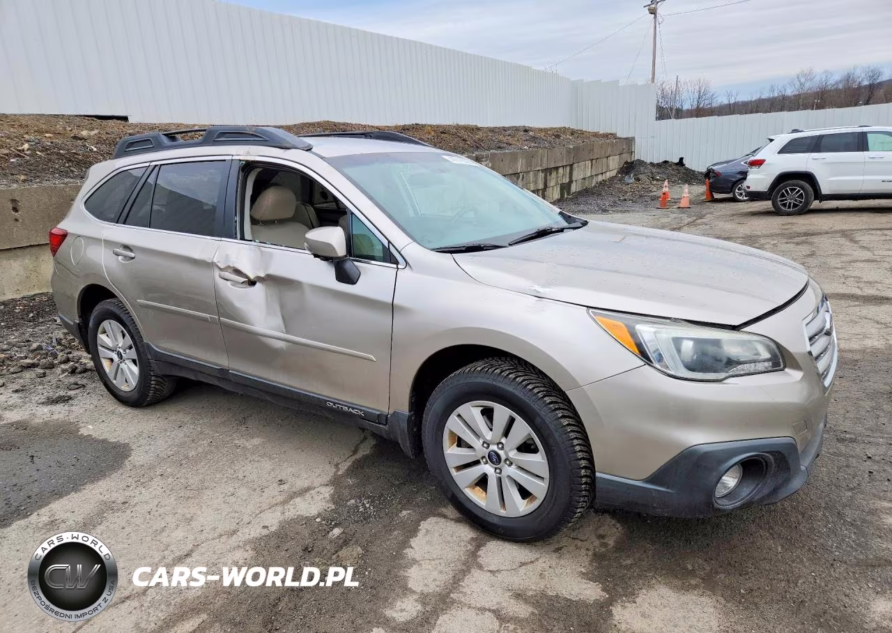 2016 Subaru Outback 2.5I Premium VIN:4S4BSAFC3G3252694 - 4