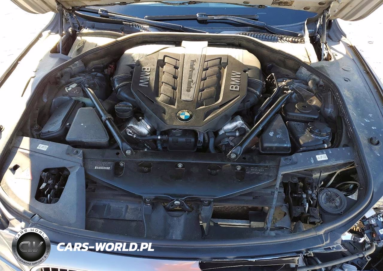2012 BMW 750 Li VIN:WBAKB8C5XCC963870 - 11