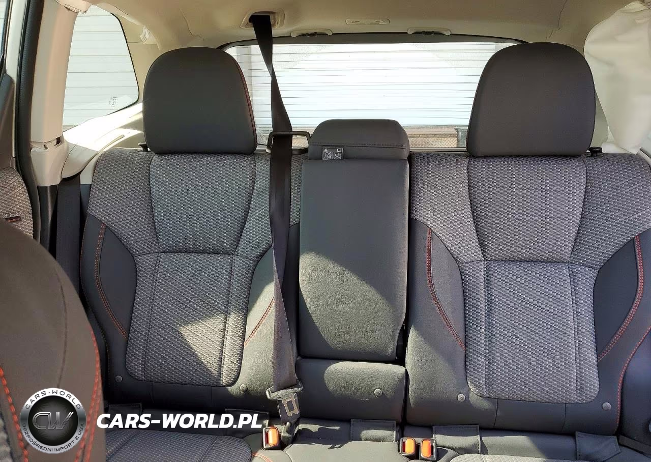 2023 Subaru Forester Sport VIN:JF2SKAJC7PH519660 - 10