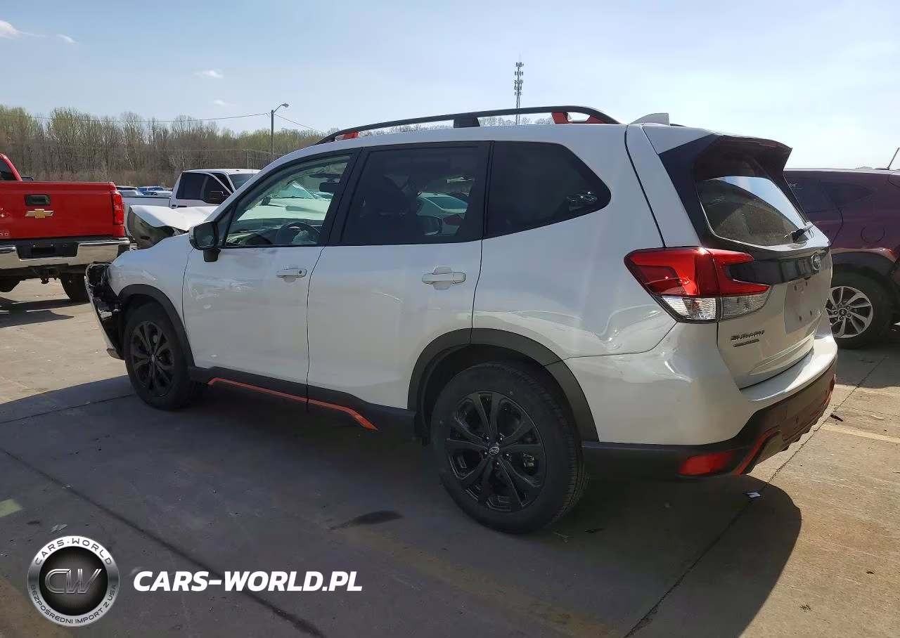 2023 Subaru Forester Sport VIN:JF2SKAJC7PH519660 - 2
