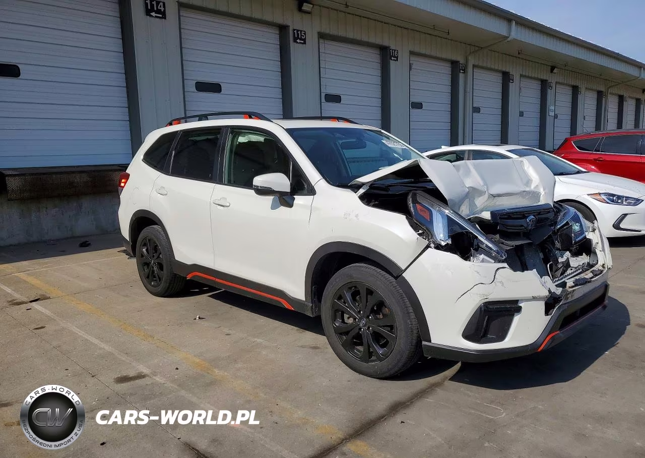 2023 Subaru Forester Sport VIN:JF2SKAJC7PH519660 - 4