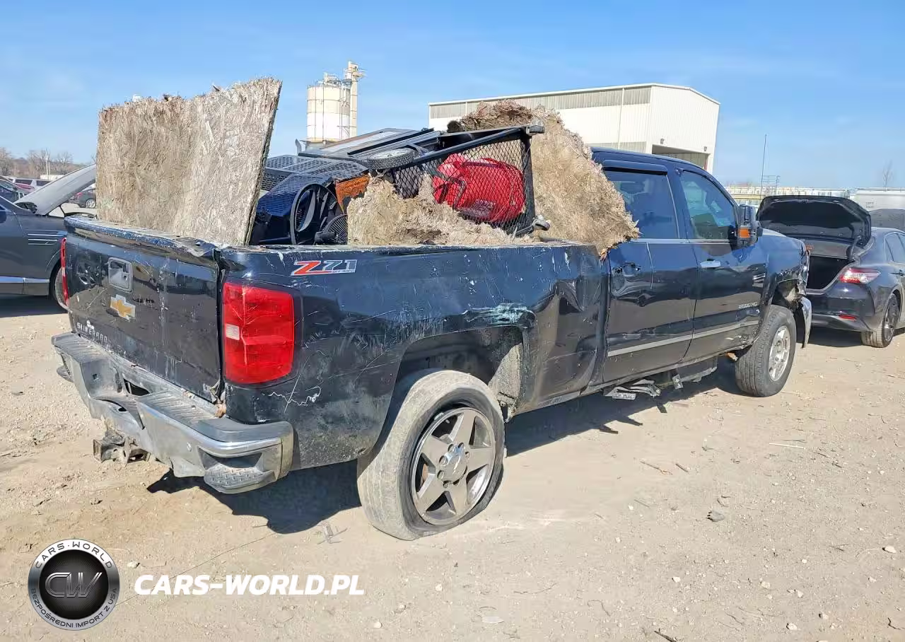 2015 Chevrolet Silverado K2500 Heavy Duty Ltz VIN:1GC1KWE83FF568992 - 3