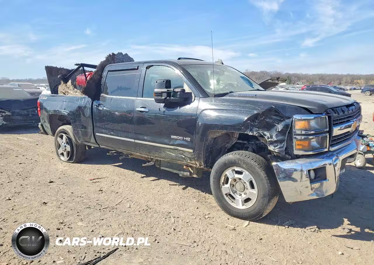 2015 Chevrolet Silverado K2500 Heavy Duty Ltz VIN:1GC1KWE83FF568992 - 4