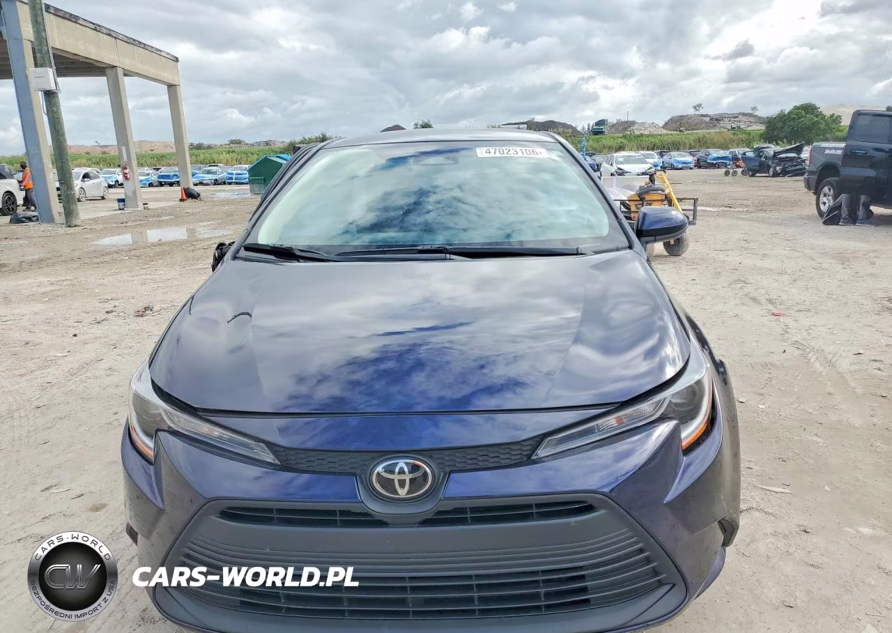 2026 Toyota Corolla Le VIN:5YFB4MDE7TP387795 - 5
