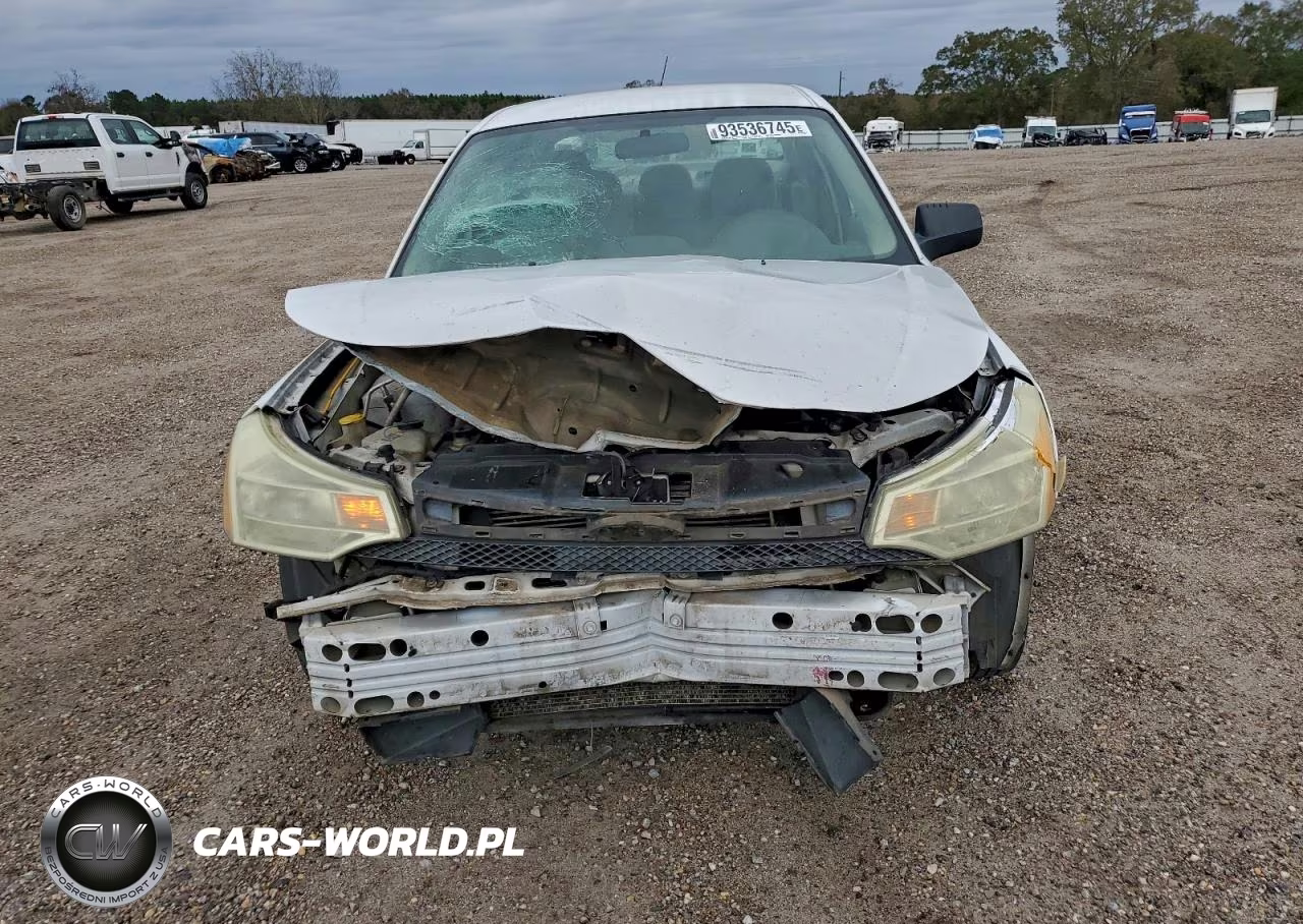 2008 Ford Focus S-Se VIN:1FAHP34NX8W190118 - 5