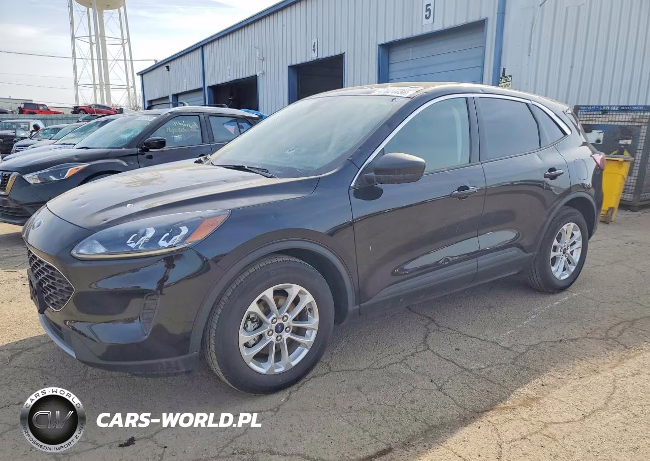 2022 Ford Escape Se