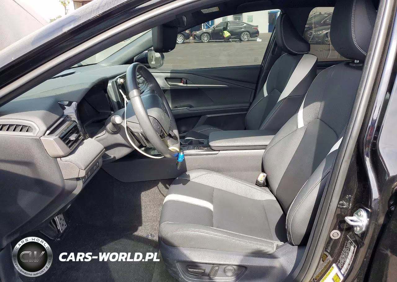 2025 Toyota Camry Se VIN:4T1DAACK4SU111658 - 7